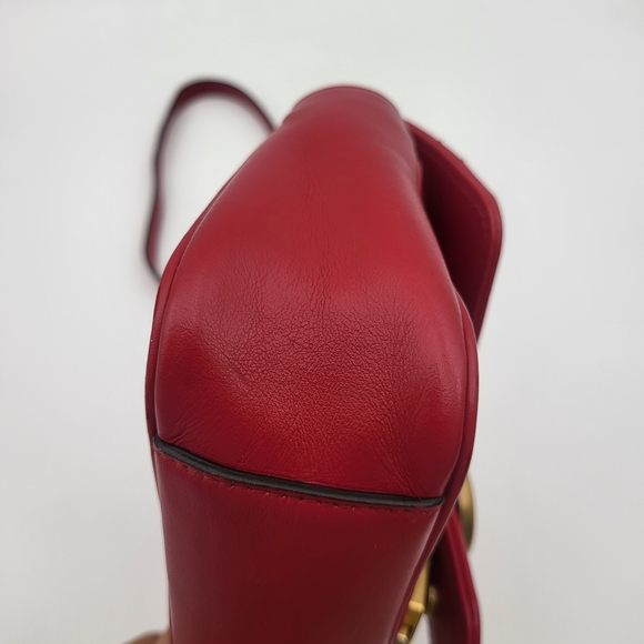 Gucci GG Marmont Mini Flap Bag Matelasse Chevron Leather.. Authentic.. w/COA.. - Picture 14 of 16